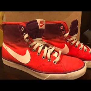 Retro hightop Nikes